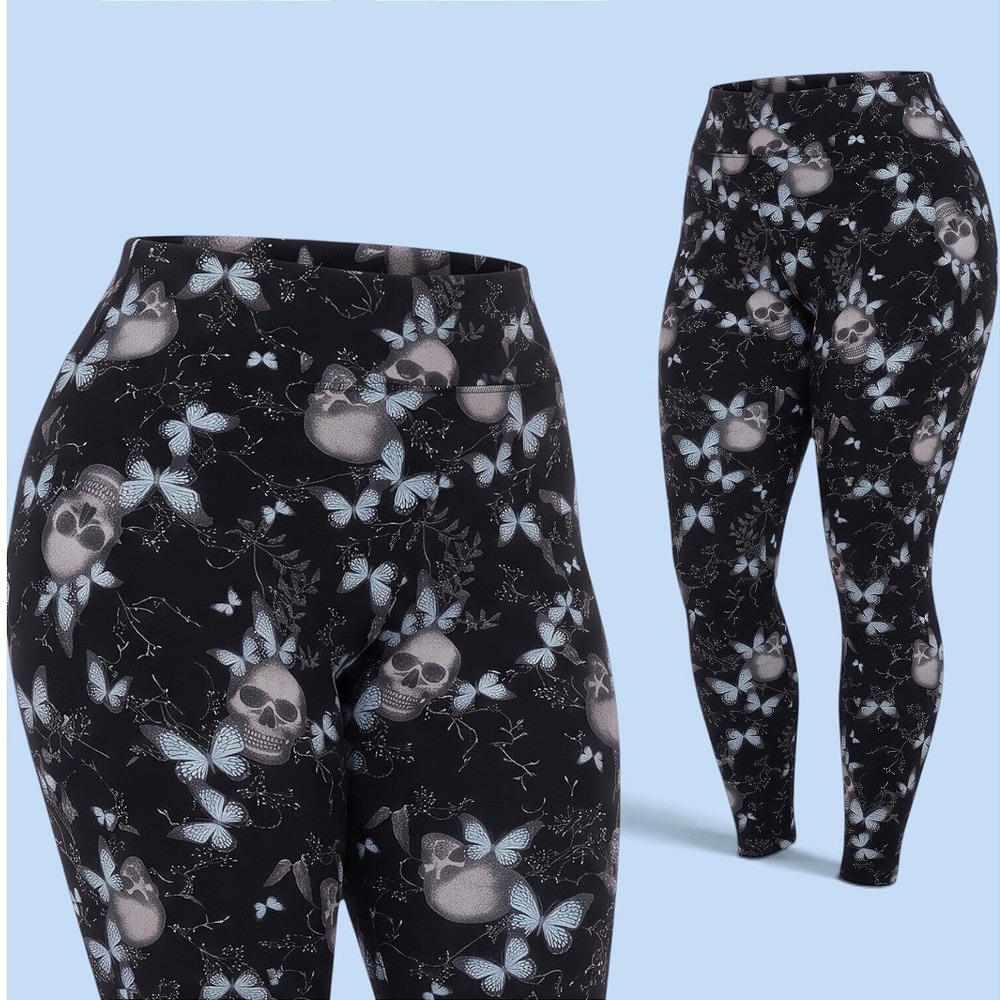 TORRID Skull and Butterfly Print Leggings NWT Size 4X